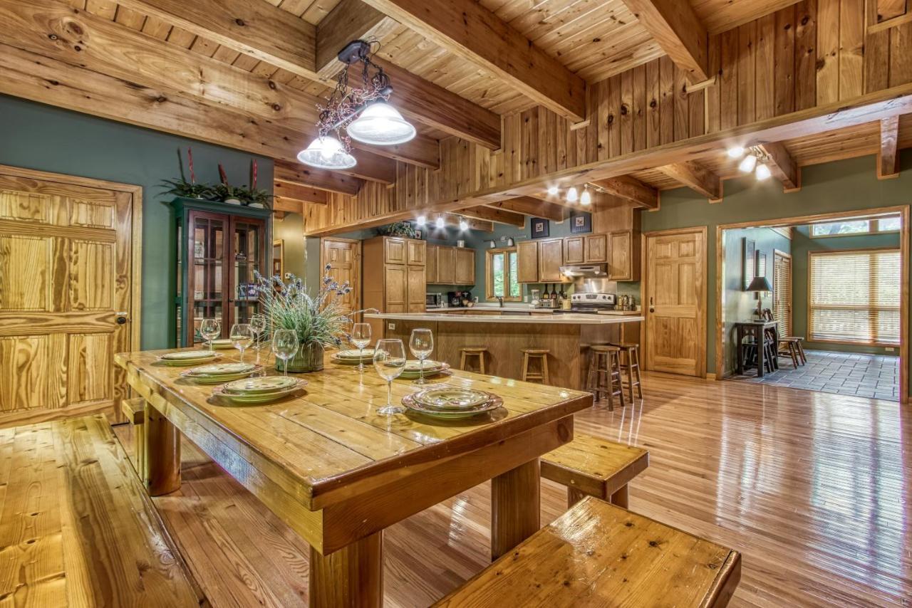 Mountain Lake Lodge, Hot Tub, Theater Room, 1089 Free Tickets Each Paid Day, Dollywood And More Sevierville Extérieur photo