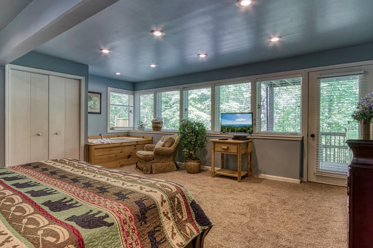 Mountain Lake Lodge, Hot Tub, Theater Room, 1089 Free Tickets Each Paid Day, Dollywood And More Sevierville Extérieur photo