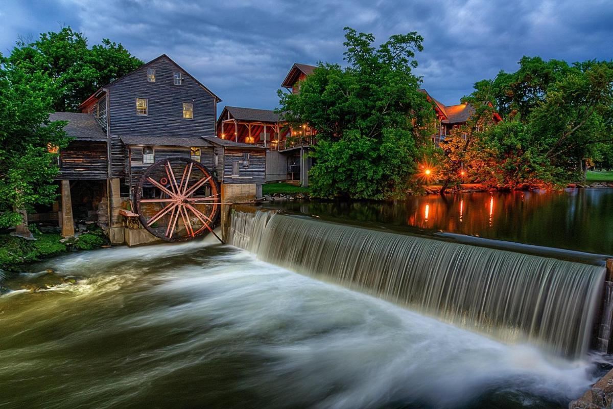 Mountain Lake Lodge, Hot Tub, Theater Room, 1089 Free Tickets Each Paid Day, Dollywood And More Sevierville Extérieur photo